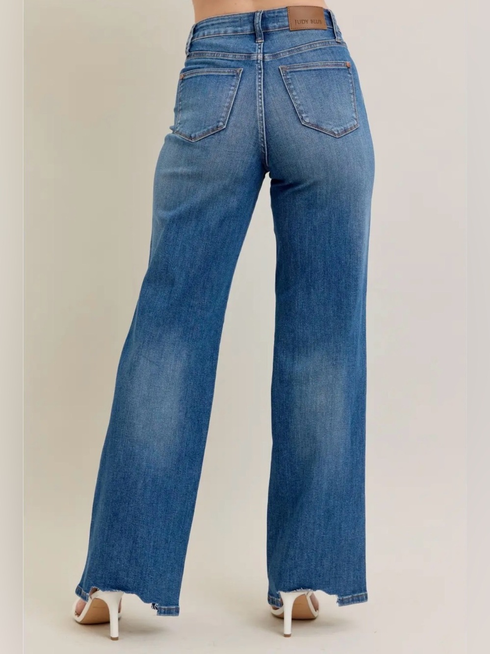NWT Judy Blue Rebel Tummy Control Wide Leg Jeans with Chew Hem - Picture 3 of 6